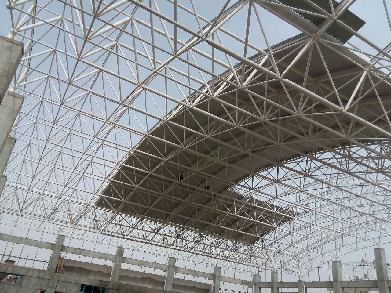 汨罗青岛一汽网架